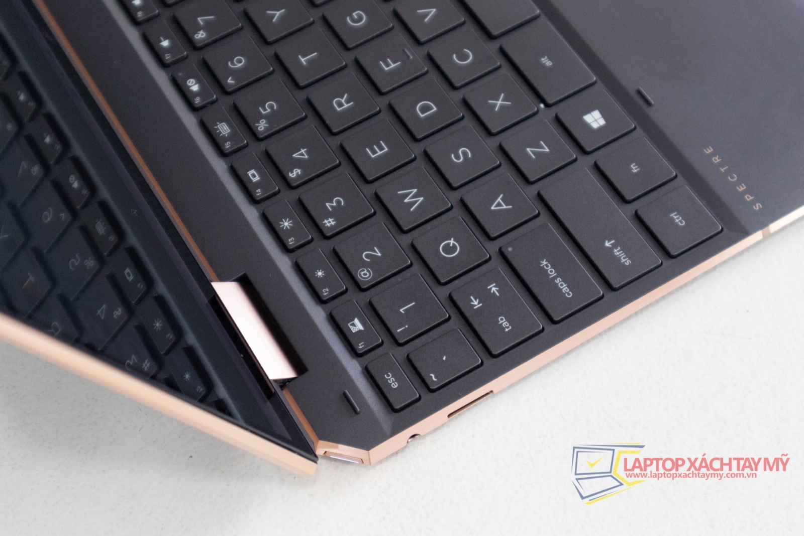 HP Spectre x360 13 - Intel I7 1065G7, Ram 16G, SSD 512