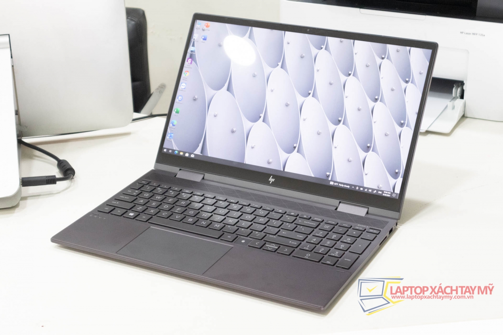 HP Envy 15 x360 AMD Ryen &, Ram 16Gb DDR4, SSD 256Gb, 15.6 IN FHD