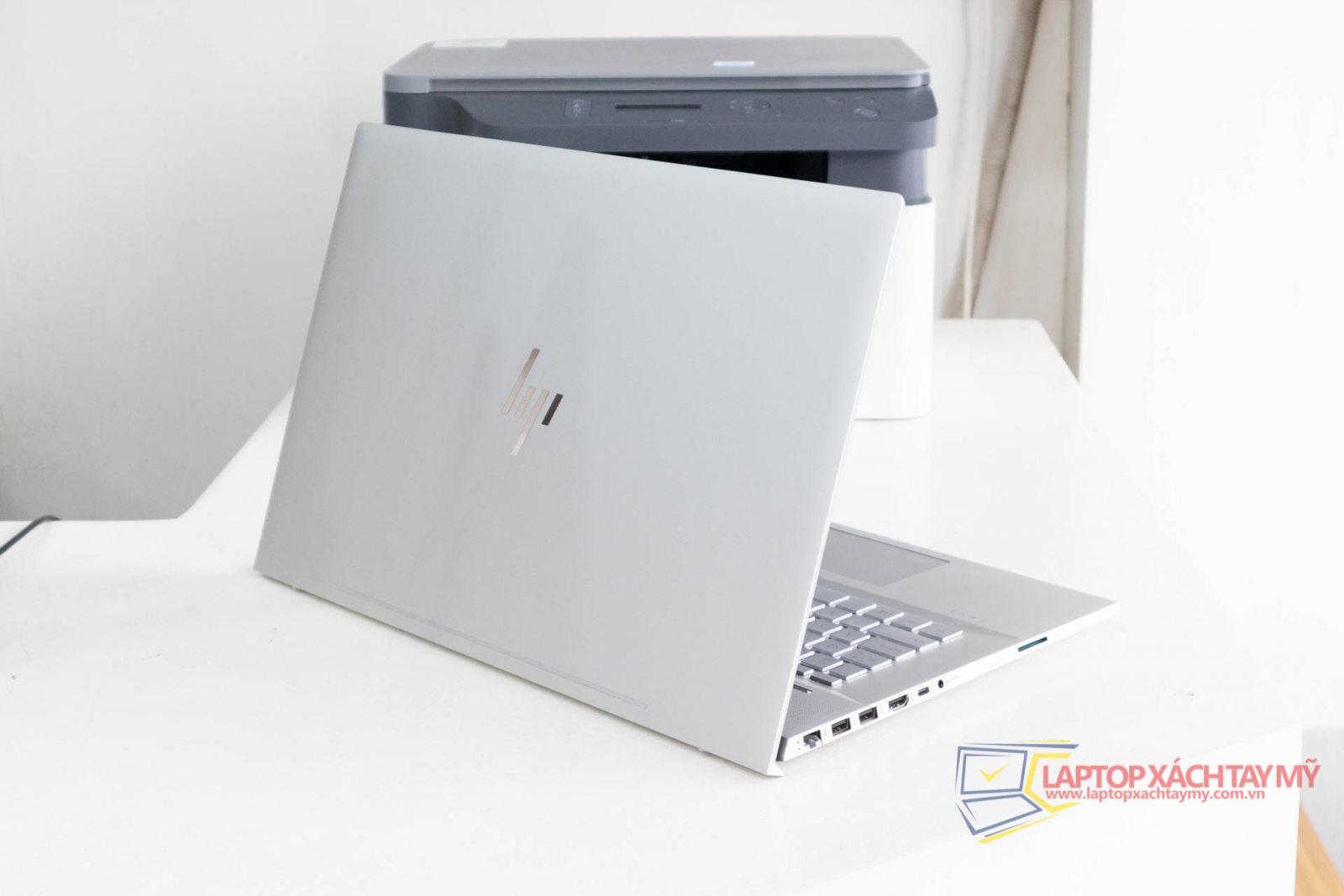 HP Envy Laptop 17 - Intel I7 10510U, Ram 12G, SSD 512G, Card MX250