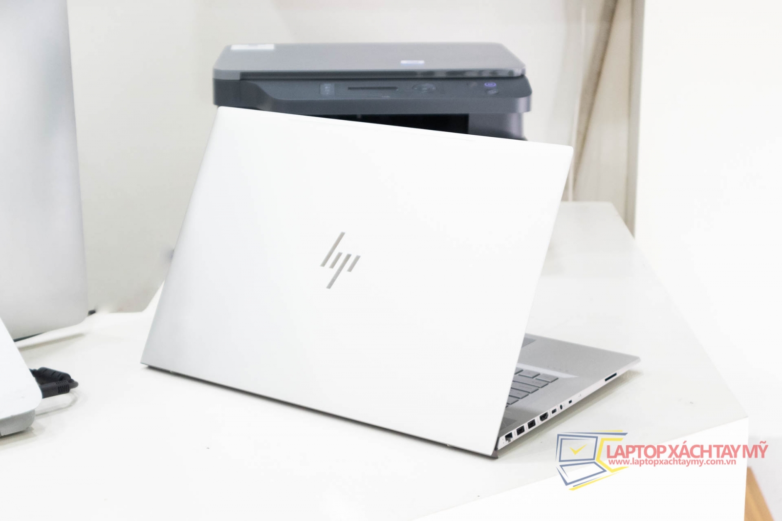 HP Envy 17 i7 8550u, Ram 16G DDR4, SSD 128G, HDD 1T, NVIDIA MX150
