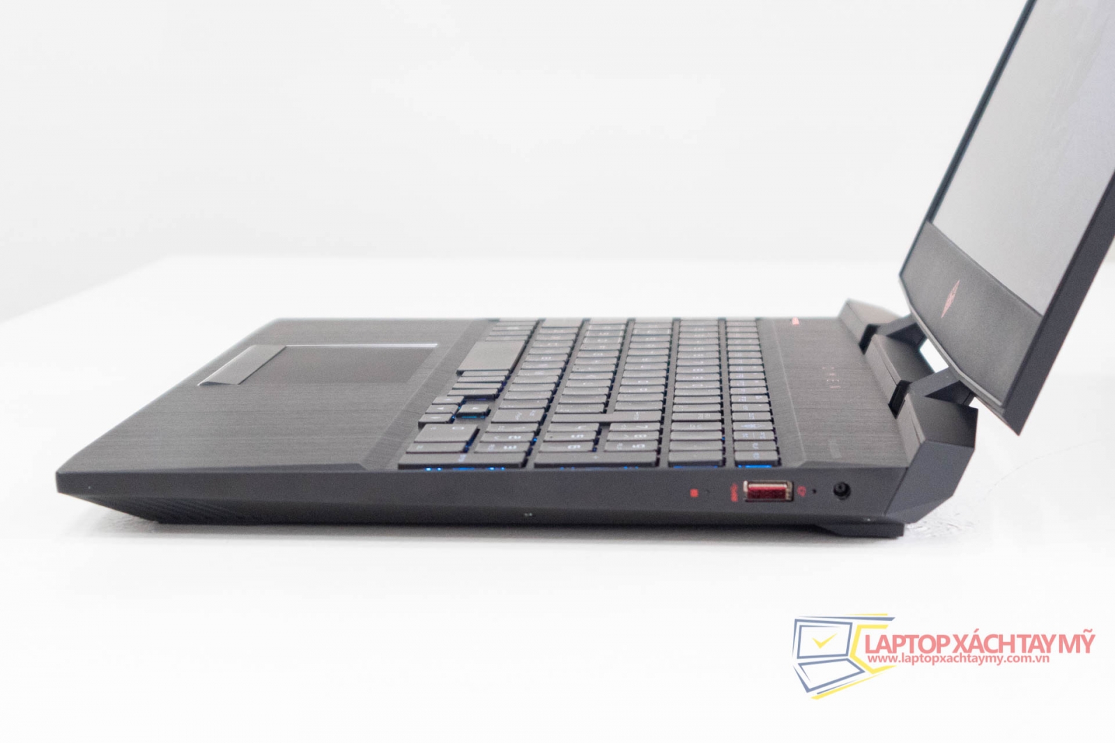 laptop cu tp hcm choi game do hoa card man hinh roi