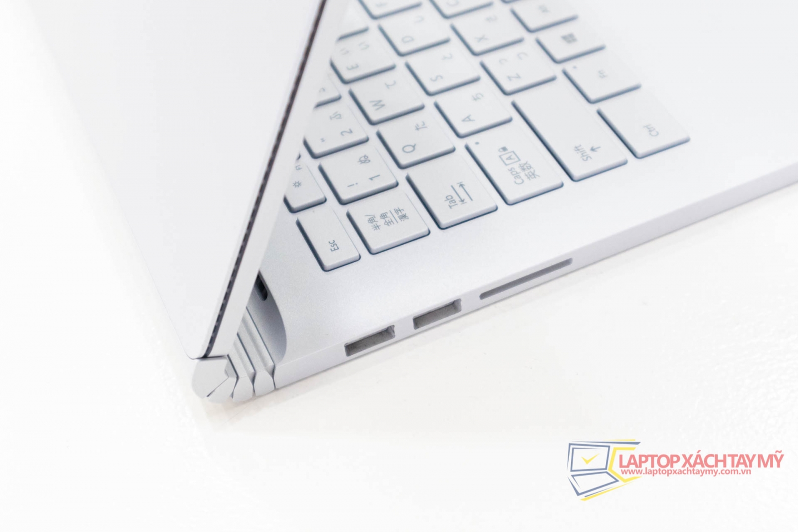 Surface Book 2 13, i7 8650U, Ram 16G, SSD 512, màn hình 13.5