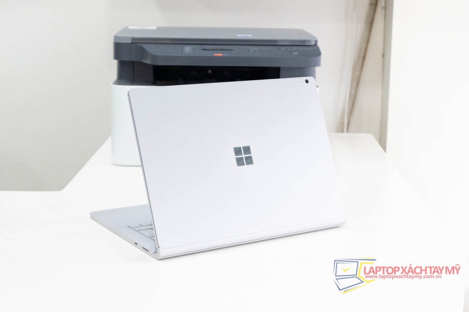 Surface Book 2 13, i7 8650U, Ram 16G, SSD 512, màn hình 13.5