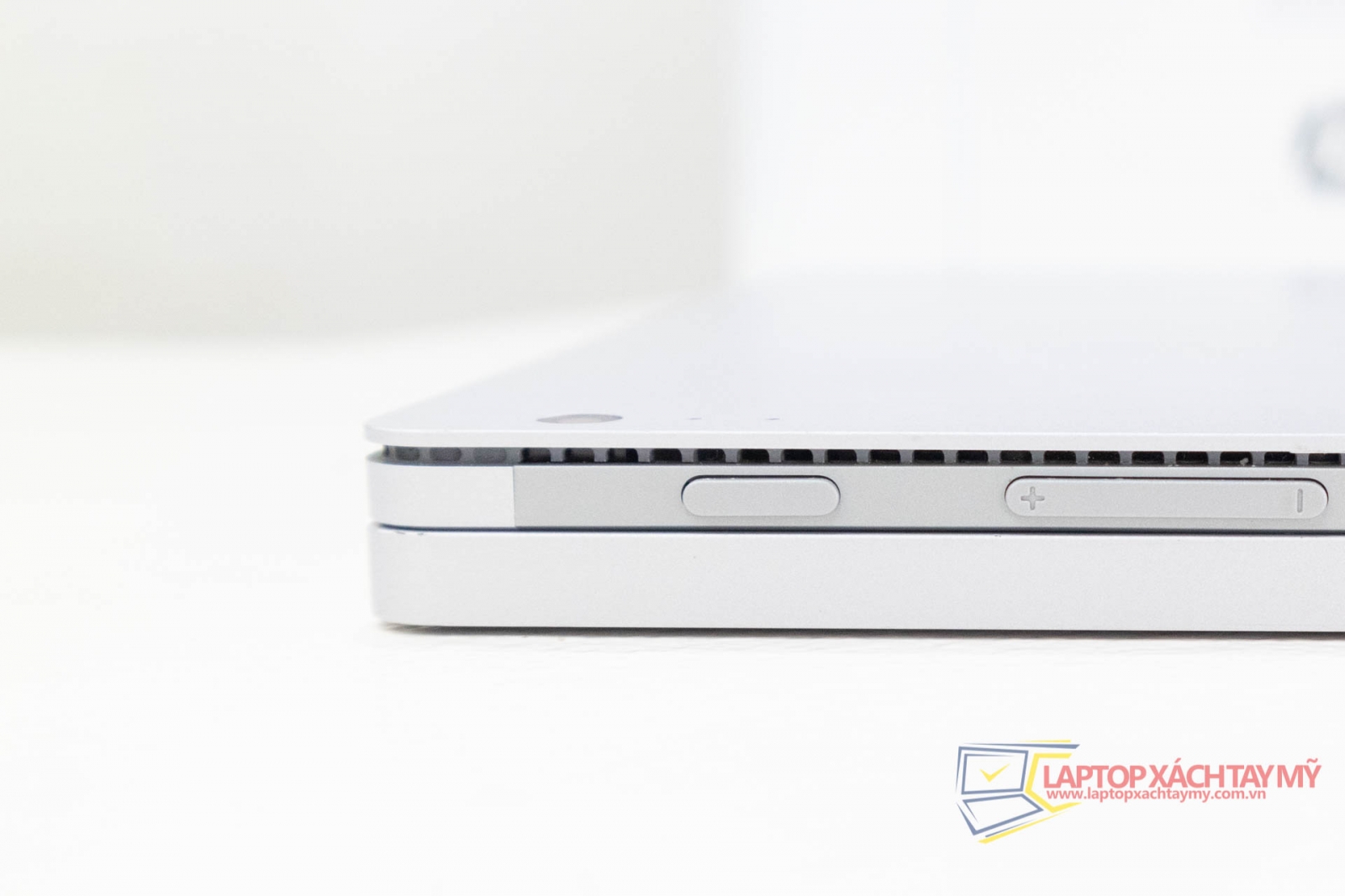 Surface Book 2 13, i7 8650U, Ram 16G, SSD 512, màn hình 13.5