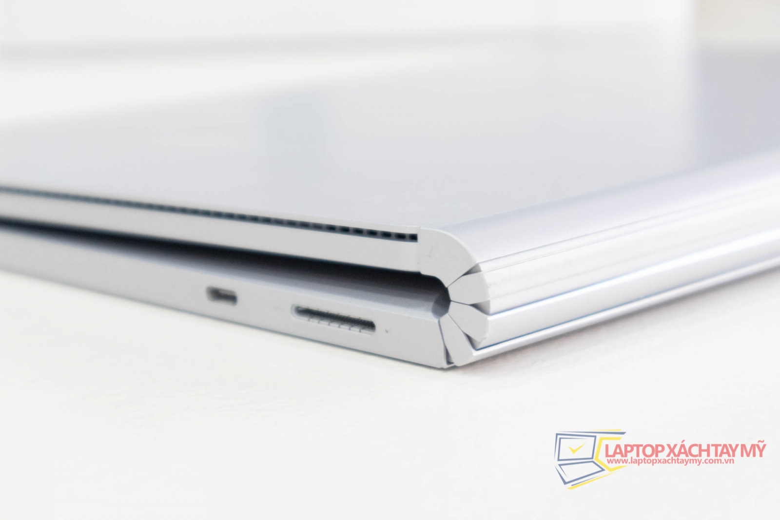 Surface Book 2 13, i7 8650U, Ram 16G, SSD 512, màn hình 13.5